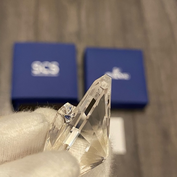 Swarovski SCS 2015 Peacock Paperweight NIB 5063699 - Picture 4 of 5